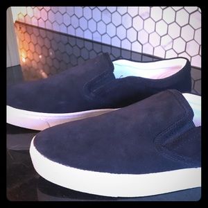 Slip on sneakers